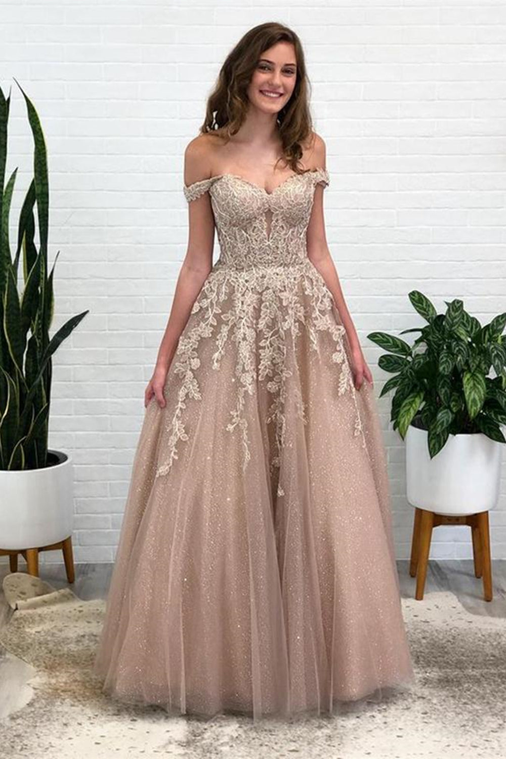 tsunami Grabar tragedia Shiny Off Shoulder Champagne Lace Long Prom Dresses, Champagne Lace Fo –  Eip Collection